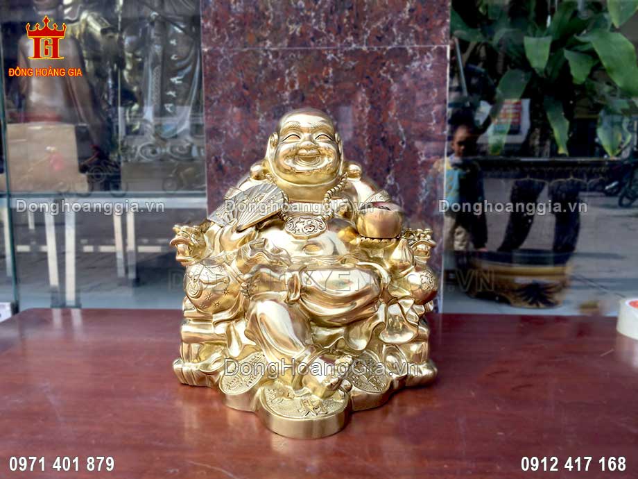 Pho tượng Phật Di Lặc ngồi ngai bằng đồng vàng cát tút nguyên chất